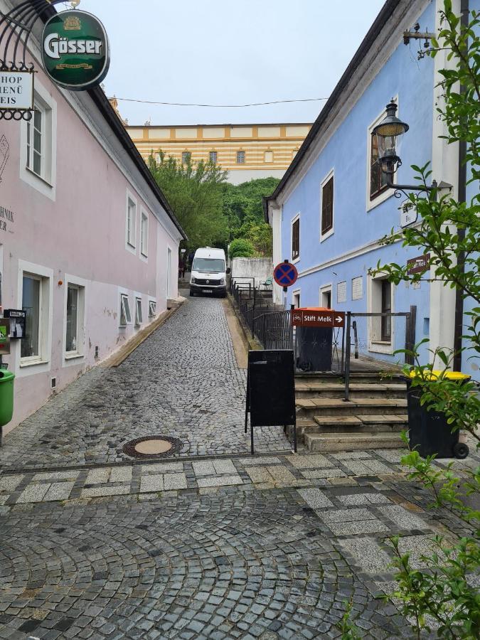 Schon Wohnen Beim Stift Melk Apartment Exterior photo